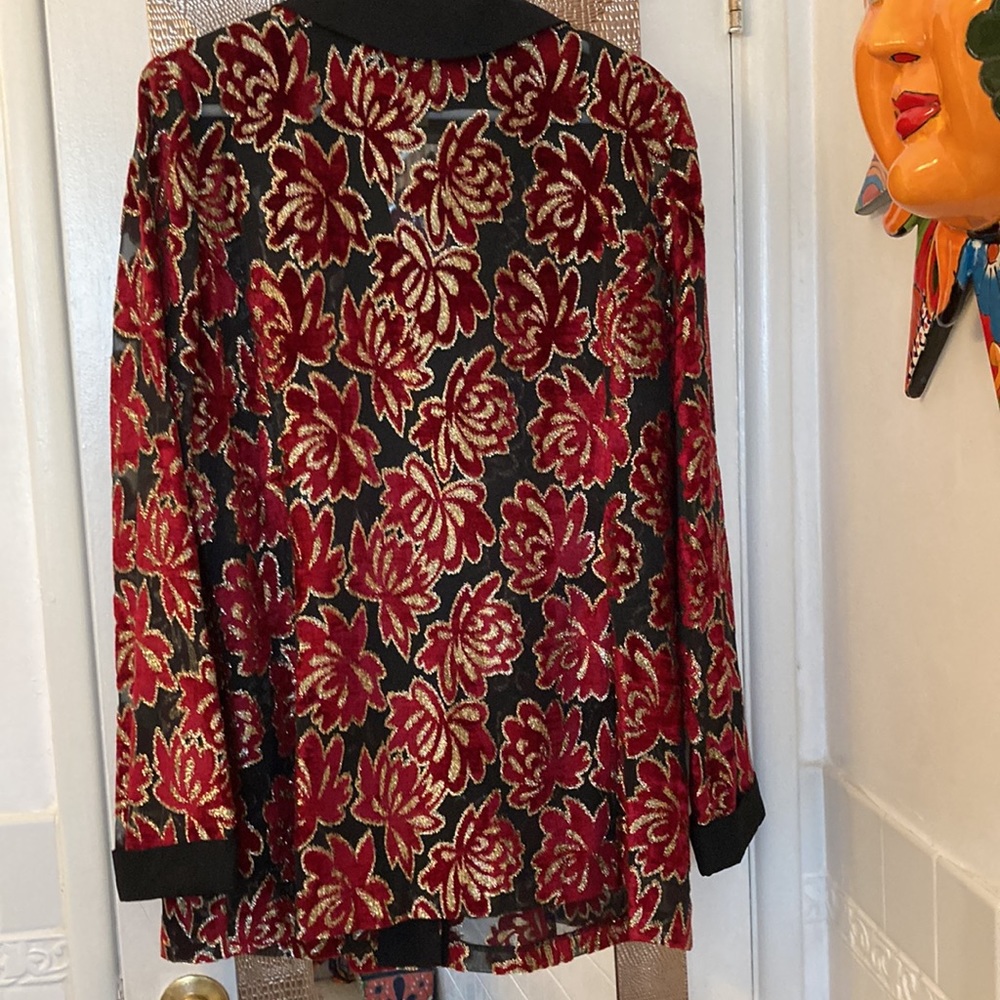 Fun party jacket! - Picture 2 of 2